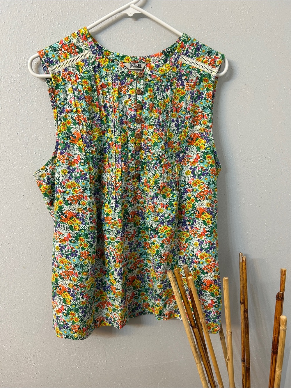 Duluth Trading Sleeveless Top - Multicolor